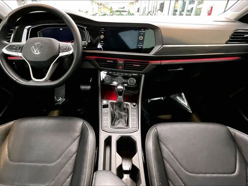 Used 2022 Volkswagen Jetta SEL image 15