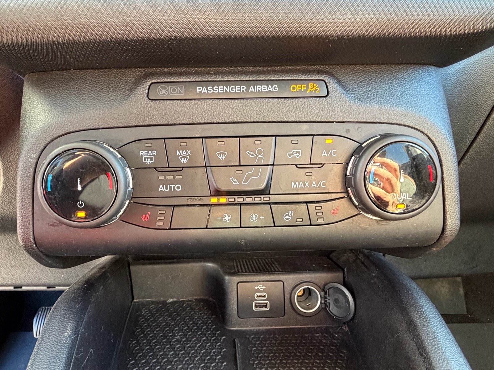 Used 2024 Ford Bronco Sport Outer Banks AWD/4WD image 33