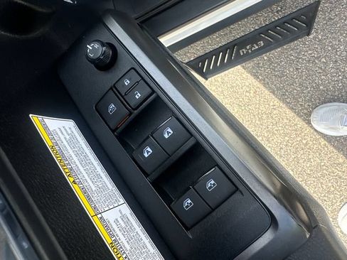Used 2019 Toyota Tacoma TRD Pro AWD/4WD image 25