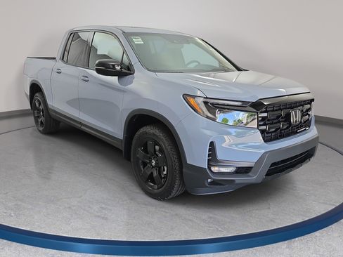 New 2026 Honda Ridgeline Black Edition image 3