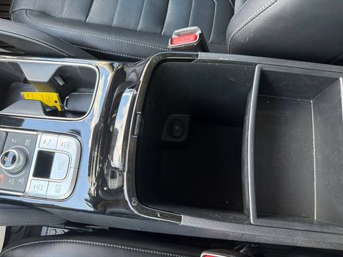 Used 2022 Kia Telluride SX w/ SX Prestige Package AWD/4WD image 25