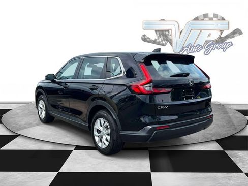Used 2024 Honda CR-V LX image 8