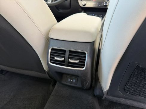 Used 2025 Hyundai Sonata SEL FWD image 23
