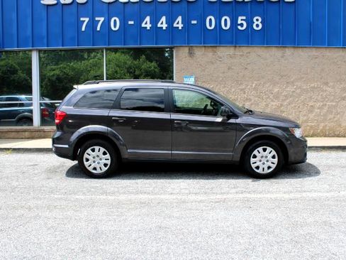 Used 2019 Dodge Journey SE w/ Connectivity Group image 29