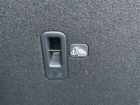 Certified 2024 Nissan Kicks SV image 19