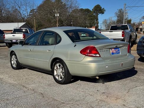 Used 2005 Ford Taurus SEL image 5
