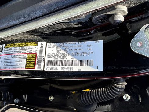 Used 2021 Toyota Tundra SR5 AWD/4WD image 17