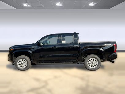New 2025 Toyota Tacoma SR5