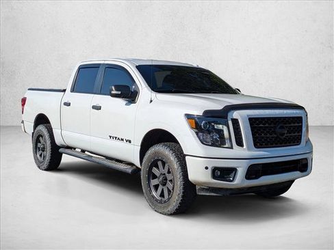 Used 2019 Nissan Titan SL w/ Midnight Edition AWD/4WD image 3