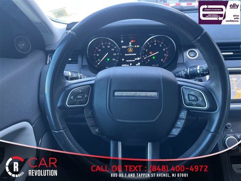 Used 2019 Land Rover Range Rover Evoque SE Premium AWD/4WD image 22