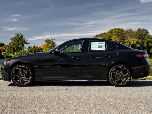 New 2025 Alfa Romeo Giulia AWD w/ Driving Assist Package image 6