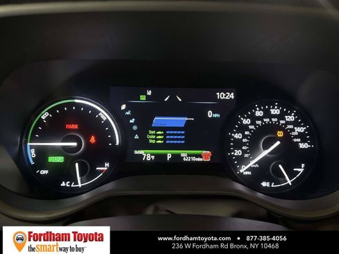 Used 2025 Toyota Sienna LE AWD/4WD image 23