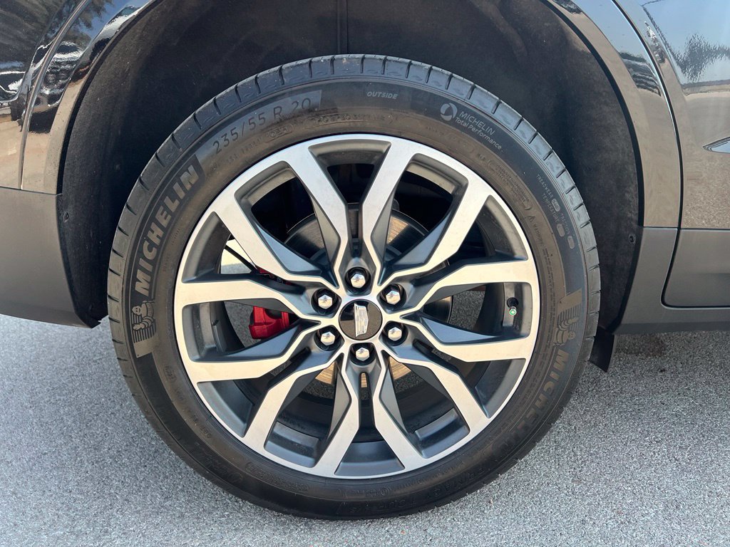 Used 2024 Cadillac XT5 Sportv w/ Platinum Package AWD/4WD image 13