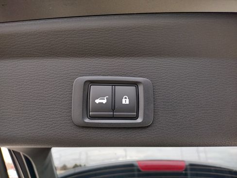 New 2025 Mitsubishi Outlander SE image 26