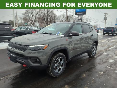 Used 2022 Jeep Compass Trailhawk w/ Trailhawk Elite Group image 4