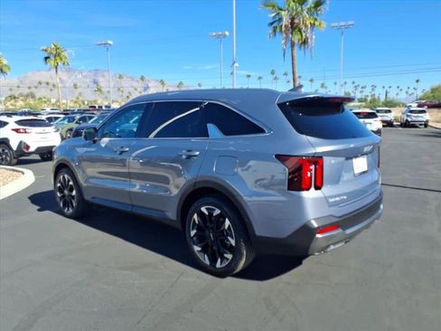 Used 2024 Kia Sorento SX image 13