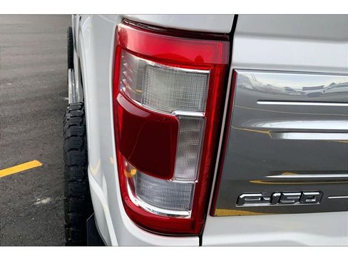 Used 2021 Ford F150 Limited image 31