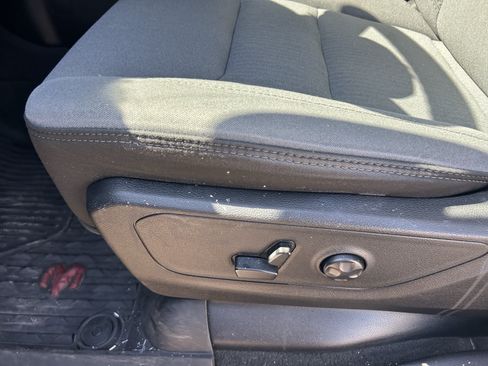 Used 2020 RAM 1500 Big Horn RWD image 13