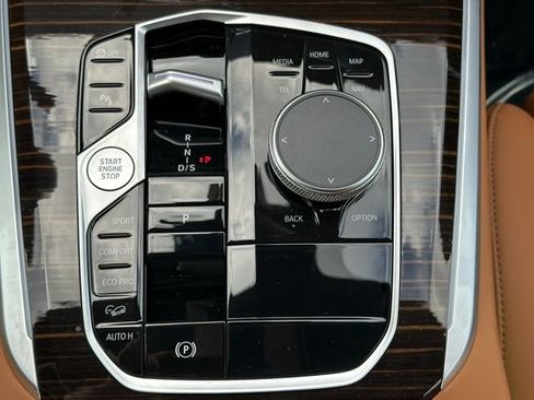 Used 2026 BMW X5 xDrive40i w/ M Sport Package image 22