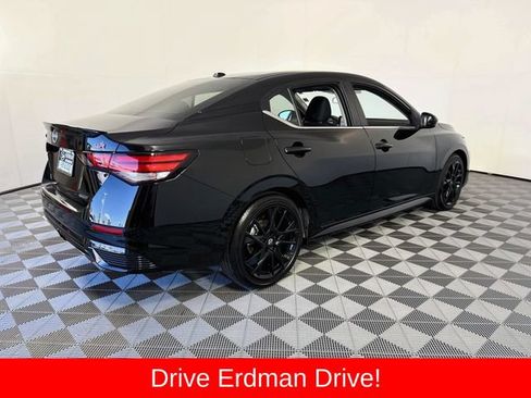 Used 2025 Nissan Sentra SR w/ Midnight Edition FWD image 22