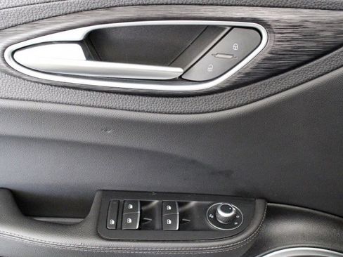 Used 2022 Alfa Romeo Giulia Sprint image 11