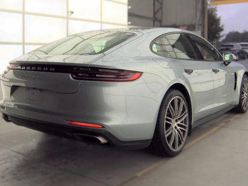 Used 2018 Porsche Panamera 4 AWD/4WD image 2