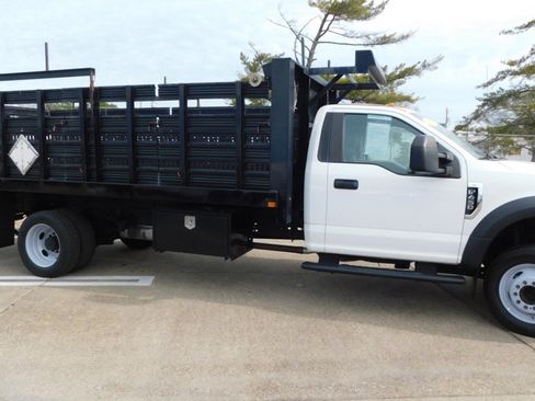 Used 2018 Ford F450 XL w/ XL Value Package image 2