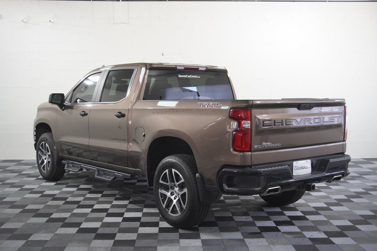 Used 2019 Chevrolet Silverado 1500 LT Trail Boss w/ Convenience Package AWD/4WD image 3