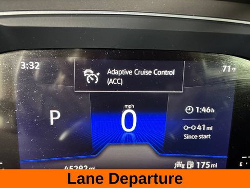 Used 2023 Volkswagen Tiguan SE R-Line FWD image 17