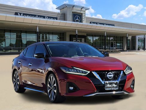 Used 2023 Nissan Maxima Platinum w/ Sport Mat Group image 2