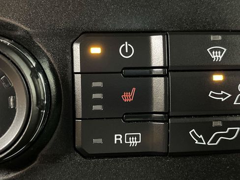 Used 2016 Ford F150 XLT w/ Equipment Group 302A Luxury AWD/4WD image 21