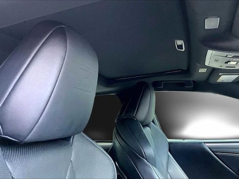 Used 2022 Lexus ES 350 F Sport w/ Accessory Package 2 FWD image 14