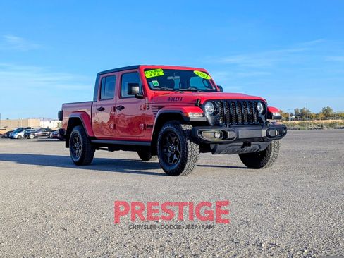 Used 2021 Jeep Gladiator Willys image 5