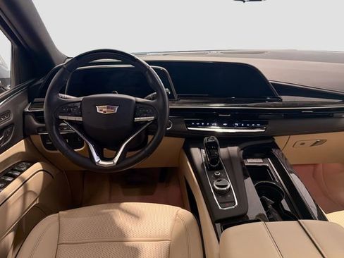 Used 2024 Cadillac Escalade ESV Premium Luxury w/ Performance Package image 22