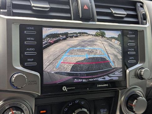 Used 2020 Toyota 4Runner SR5 AWD/4WD image 12