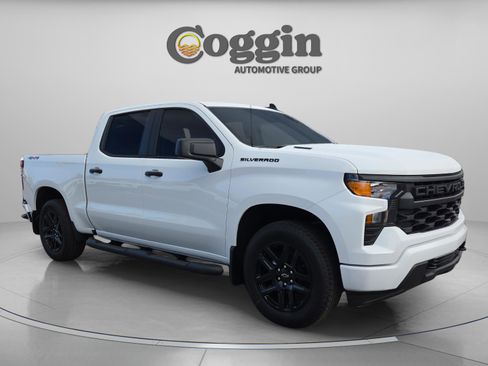 New 2026 Chevrolet Silverado 1500 Custom w/ LPO, Dark Essentials Package image 8