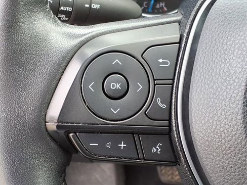 Used 2020 Toyota RAV4 XLE w/ Convenience Package image 21