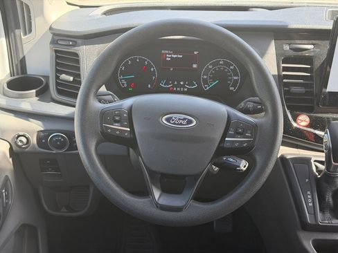 Used 2024 Ford Transit 350 XLT RWD image 27
