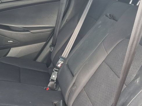 Used 2020 Hyundai Tucson Sport FWD image 8
