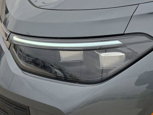 New 2026 Volkswagen Tiguan S image 7