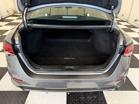 Used 2022 Nissan Sentra SV image 4