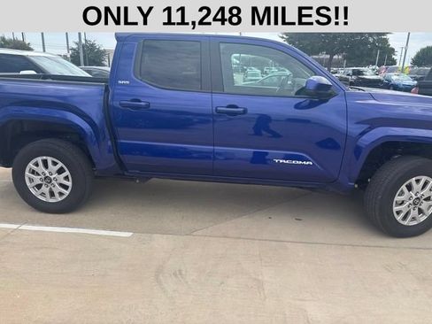 Used 2024 Toyota Tacoma SR5 AWD/4WD image 2