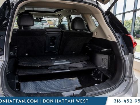 Used 2019 Nissan Rogue SL w/ Premium Package AWD/4WD image 30