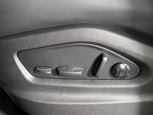 New 2026 Porsche Cayenne Coupe image 29