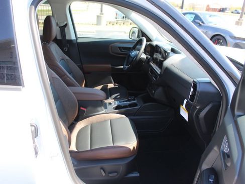 New 2026 Ford Bronco Sport Outer Banks w/ Outer Banks Tech Package+ AWD/4WD image 14