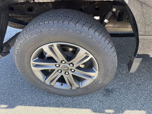 Used 2023 Ford F150 Lariat w/ Equipment Group 502A High image 18