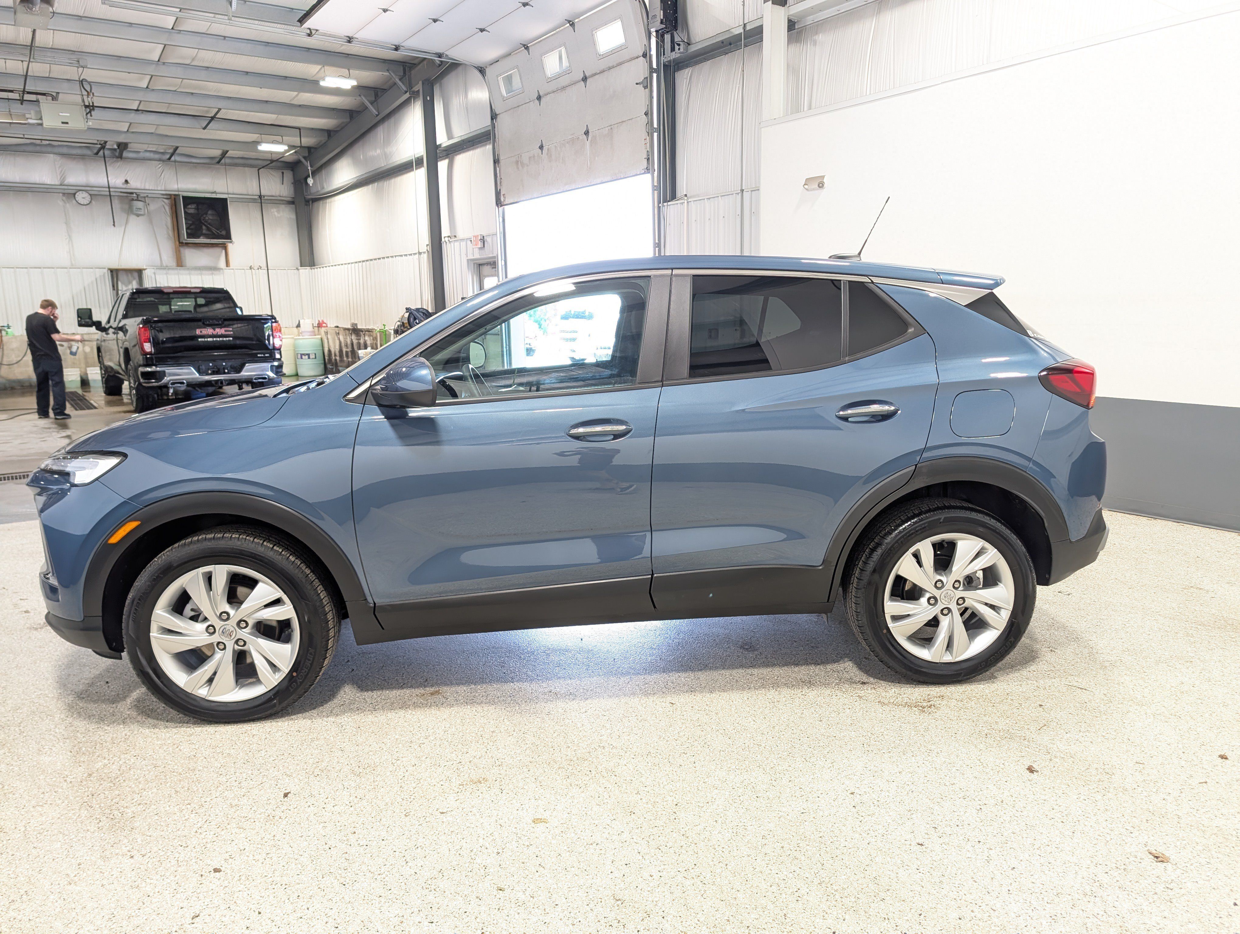 Used 2026 Buick Encore GX Preferred w/ Comfort Package AWD/4WD image 5