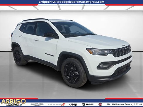 New 2026 Jeep Compass Latitude image 1