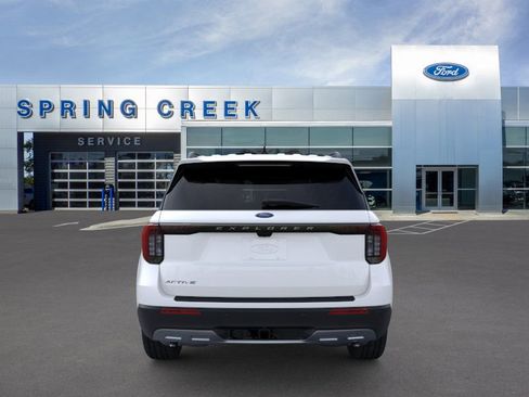 New 2026 Ford Explorer Active image 5