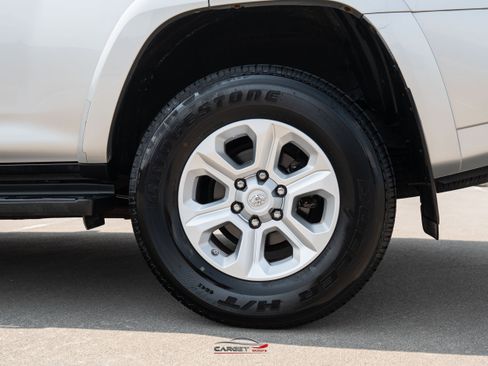 Used 2016 Toyota 4Runner SR5 Premium AWD/4WD image 12